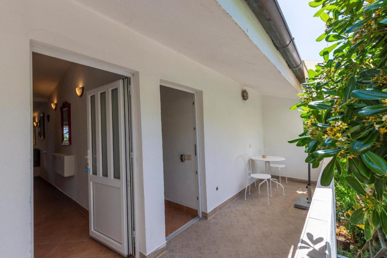 Apartament Janus Jelsa (Hvar)